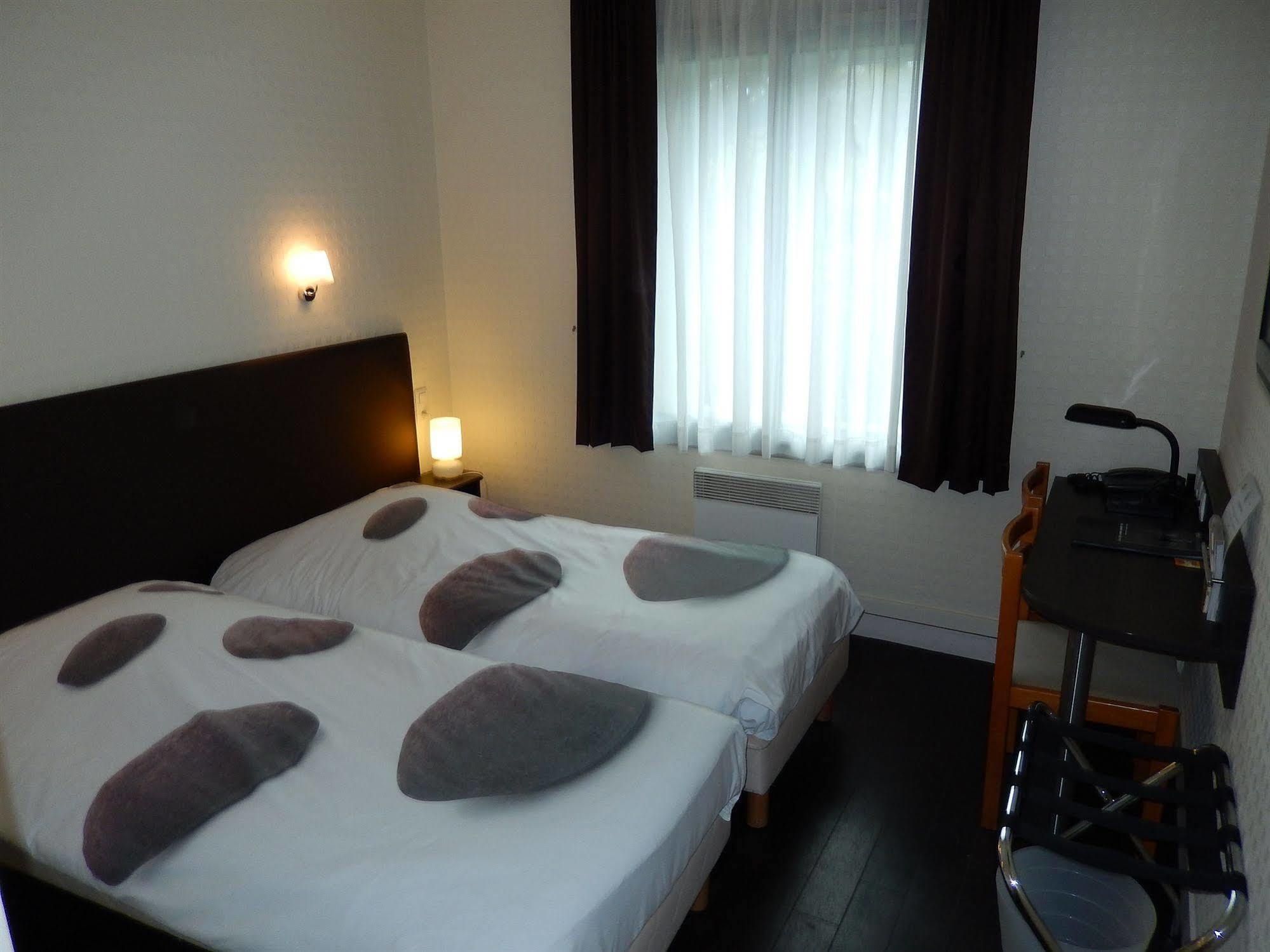 Logis Hotel Lodge La Valette Cesson-Sévigné Екстериор снимка