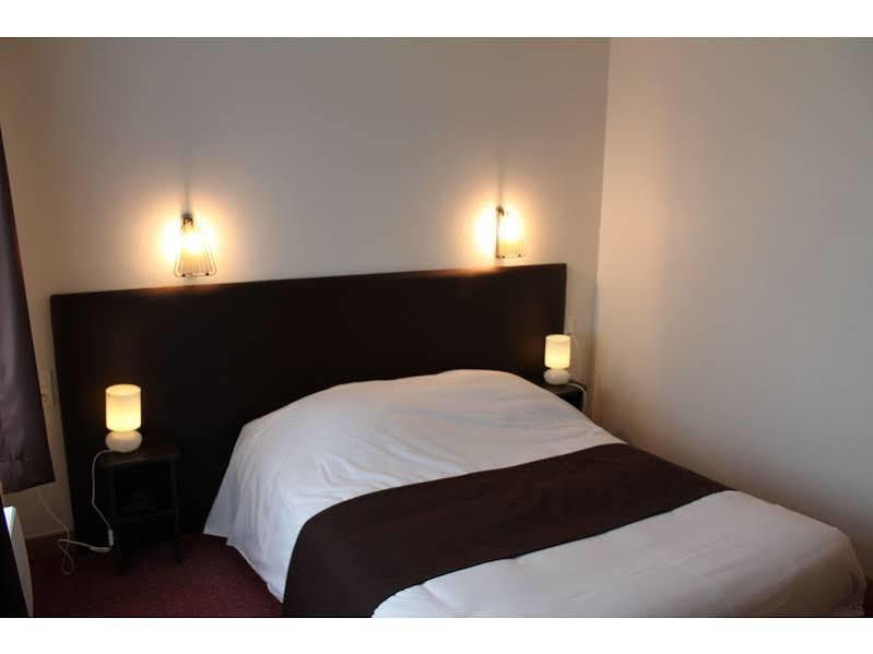Logis Hotel Lodge La Valette Cesson-Sévigné Екстериор снимка